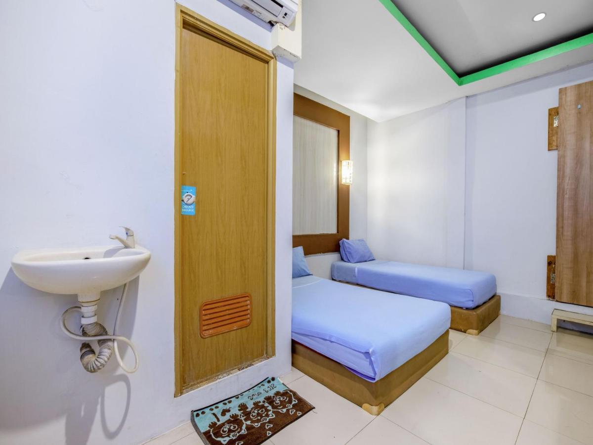 Hotel Sahabat 2 Giacarta Esterno foto